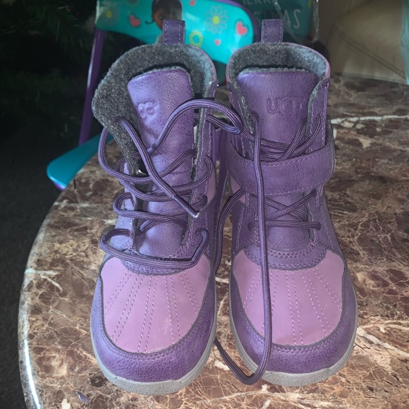 Kids Waterproof UGG Boots! - Picture 1 of 4